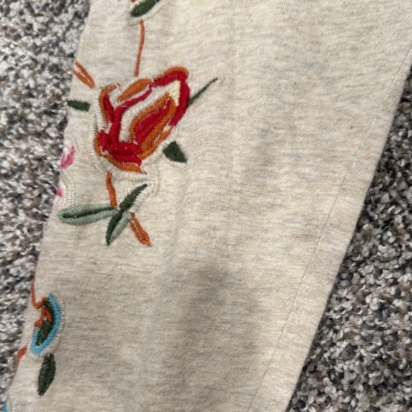 Sundance Cotton Beige Henley with Floral Embroidery - Picture 5 of 10